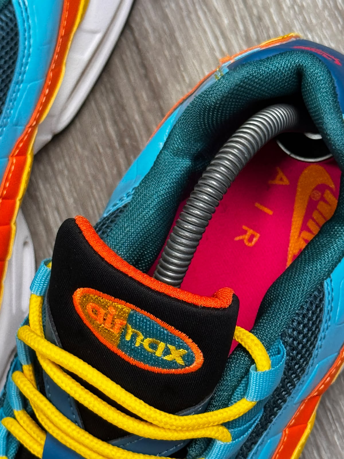 TÊNIS NK AIR MAX 95 - FLASH CRIMSON LAGOON