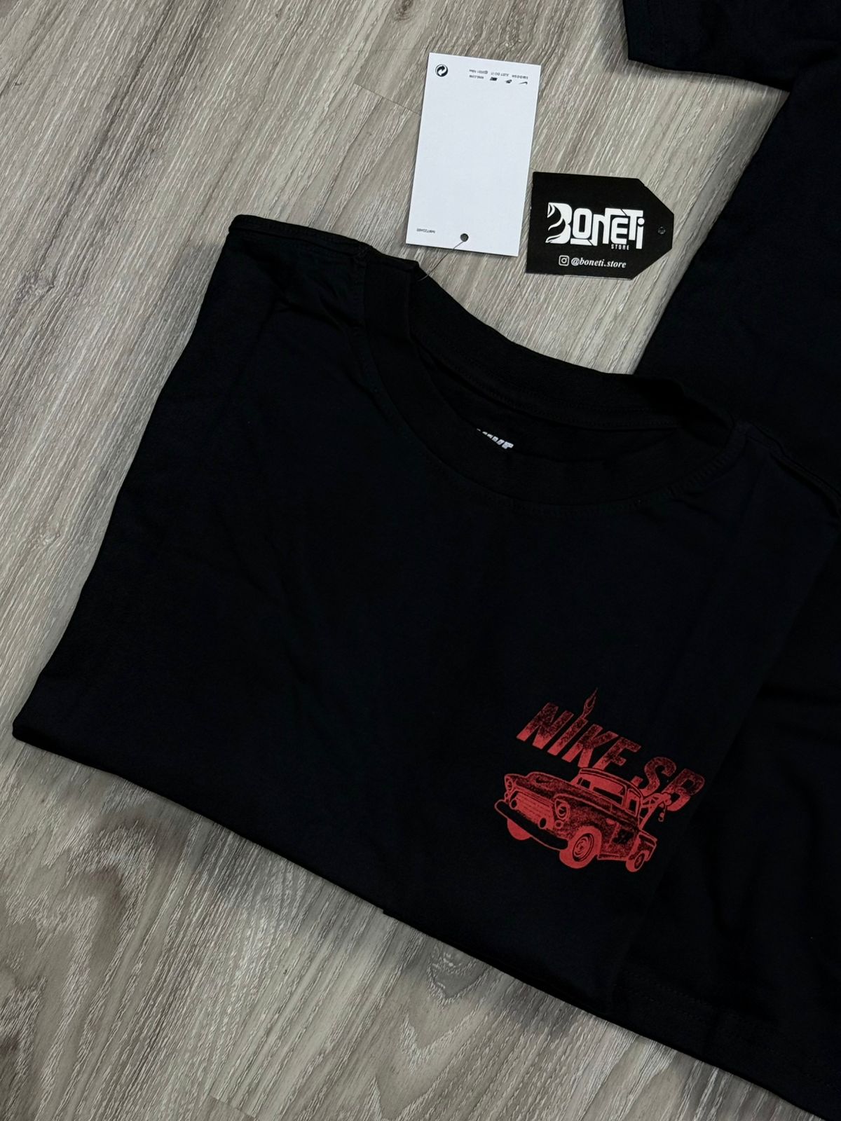 CAMISETA NK SB SPEED CAR - PRETA