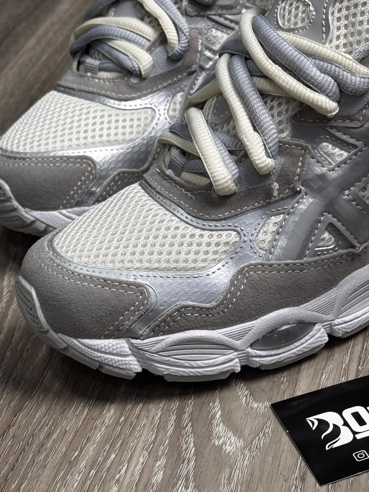 TÊNIS ASICS GEL NYC - WHITE GREY