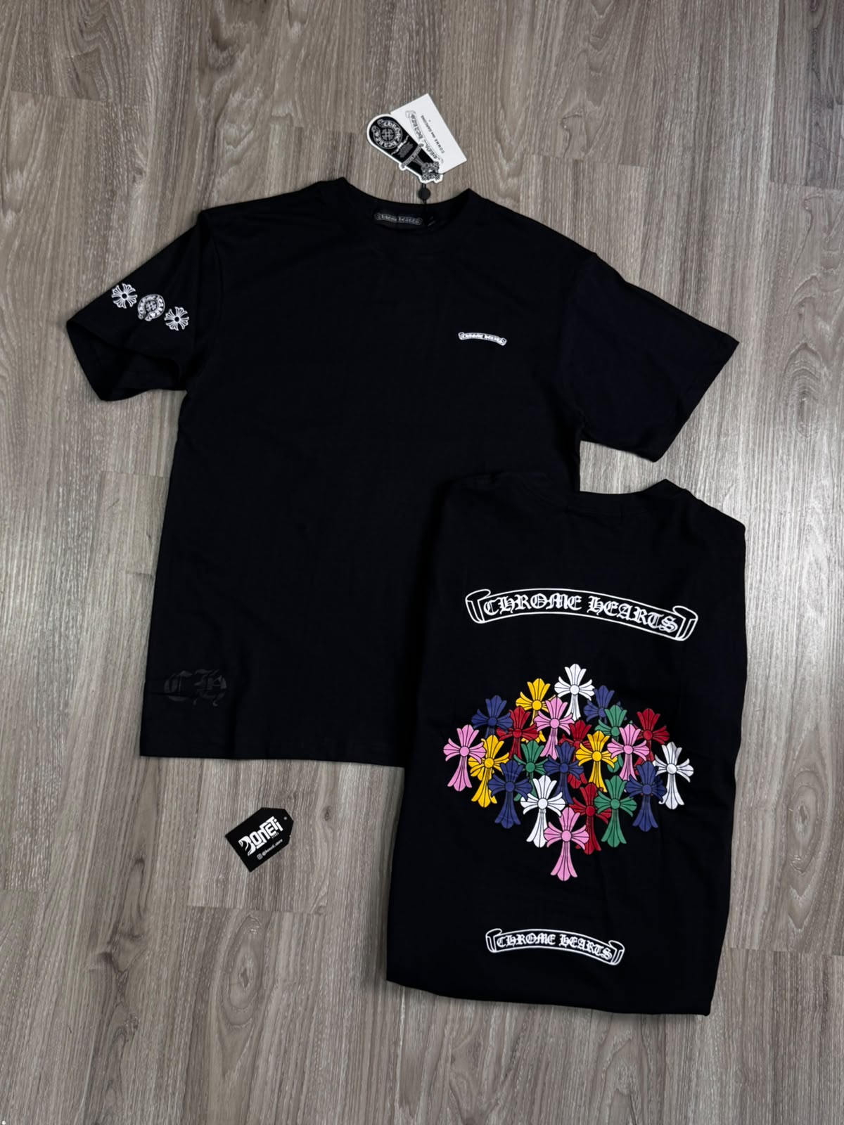 CAMISETA CHROME HEARTS MULTICOLOR CROSS - PRETA