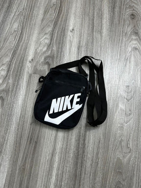 SHOULDER BAG NK BIG LOGO - PRETO