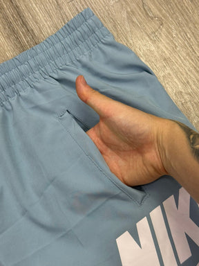 SHORTS TACTEL NK ICON - AZUL BEBÊ