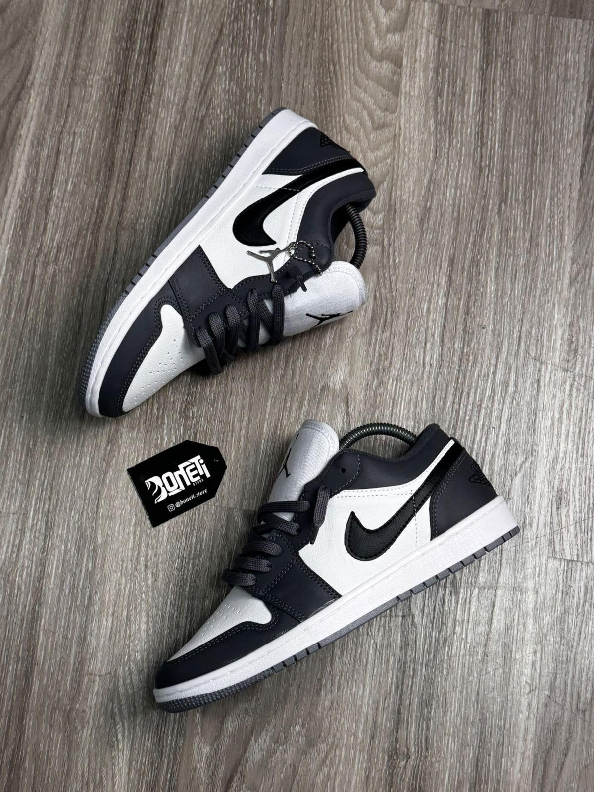 TÊNIS NK JORDAN 1 - GREY