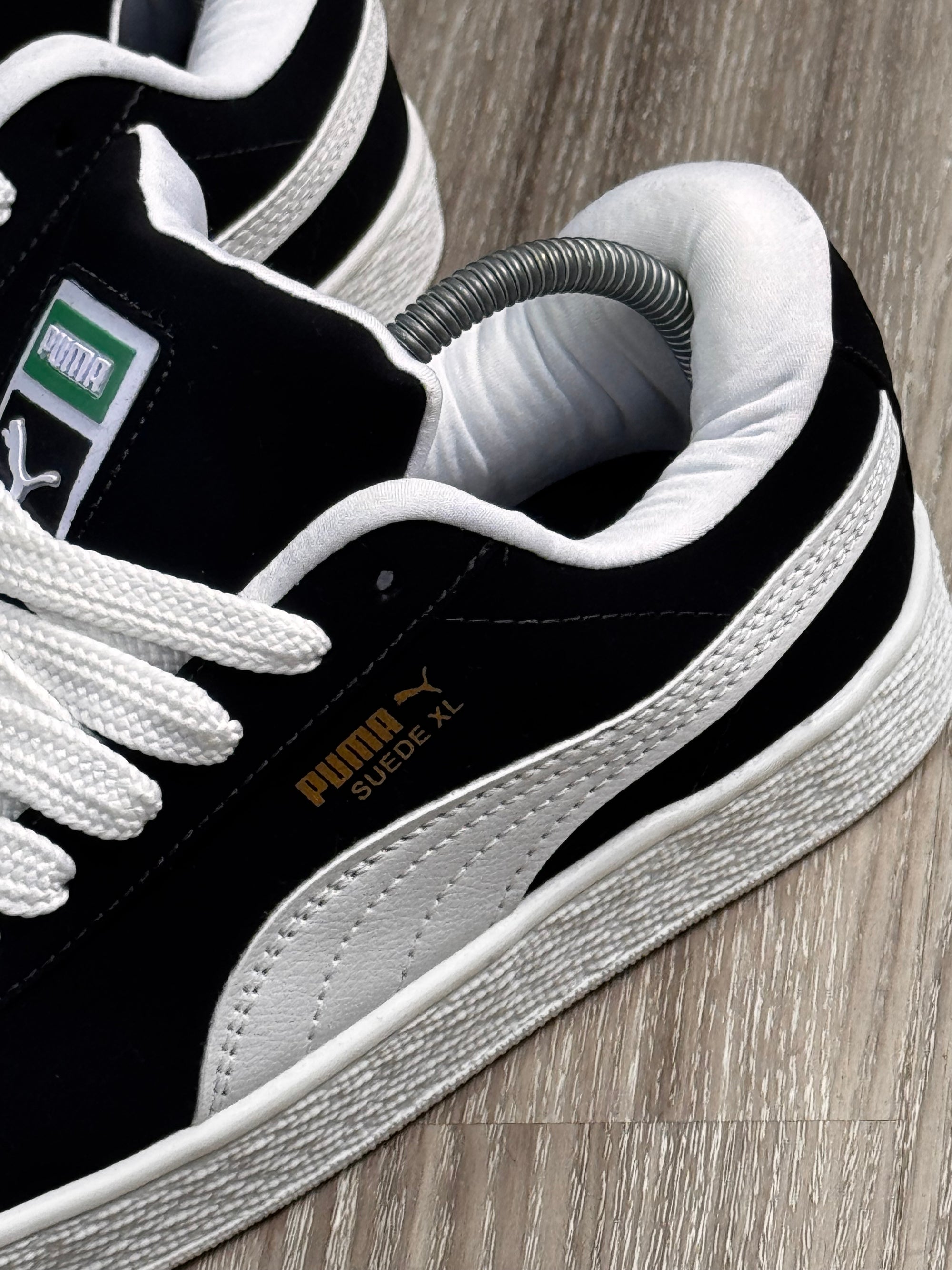 TÊNIS PM SUEDE CAMURÇA - PRETO/BRANCO