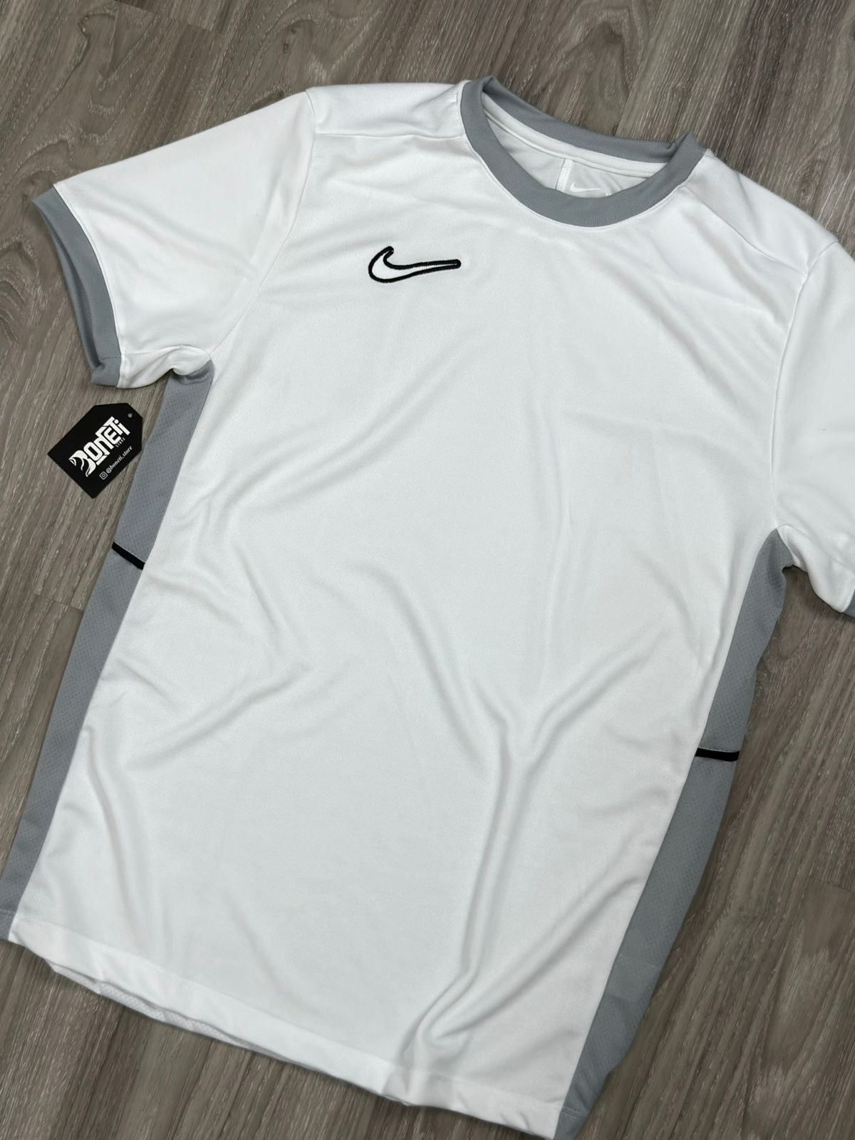 CAMISETA ACADEMY 2025 NK - BRANCA