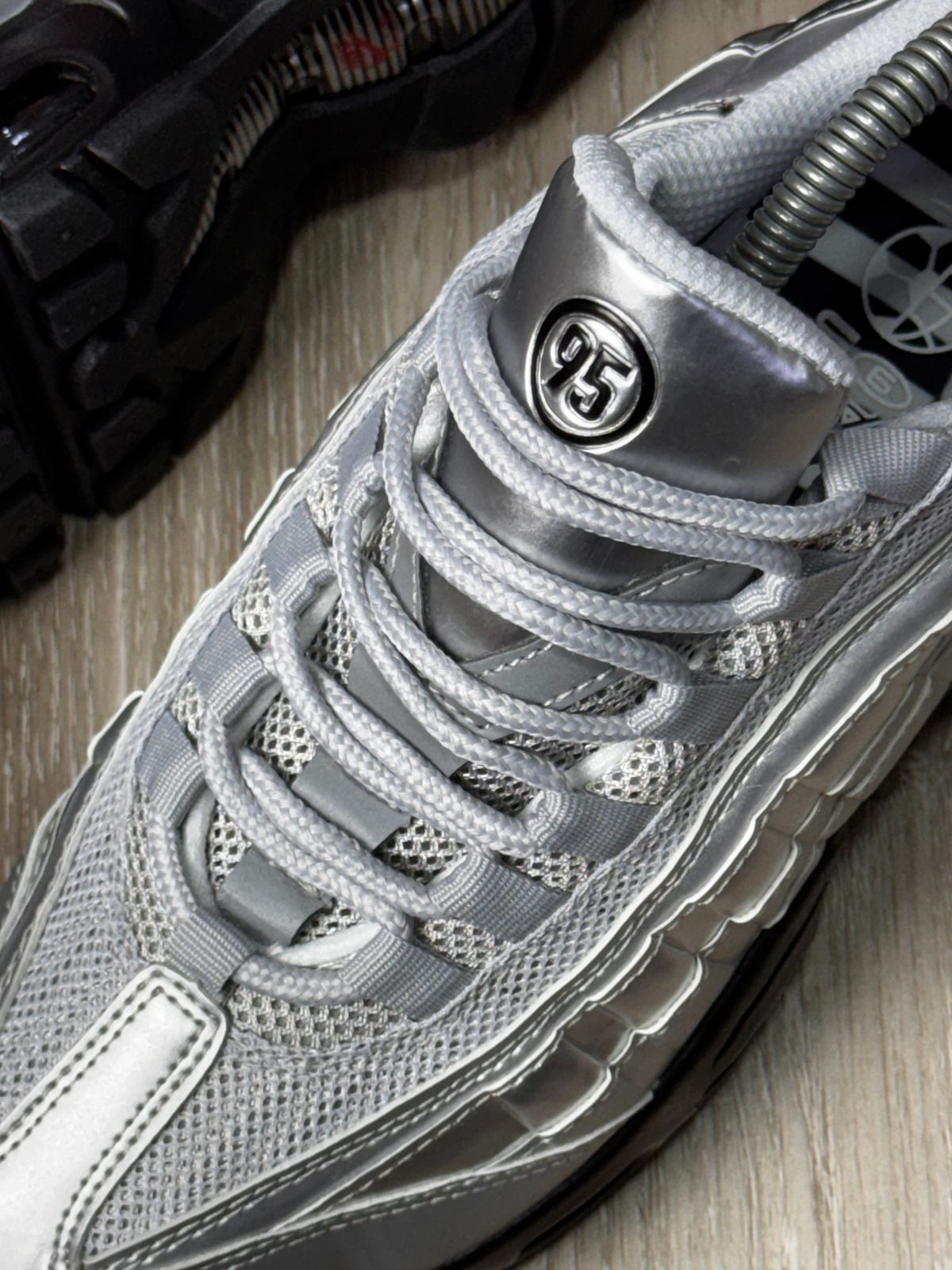 TÊNIS NK AIR MAX 95 TOTAL 90  - CINZA