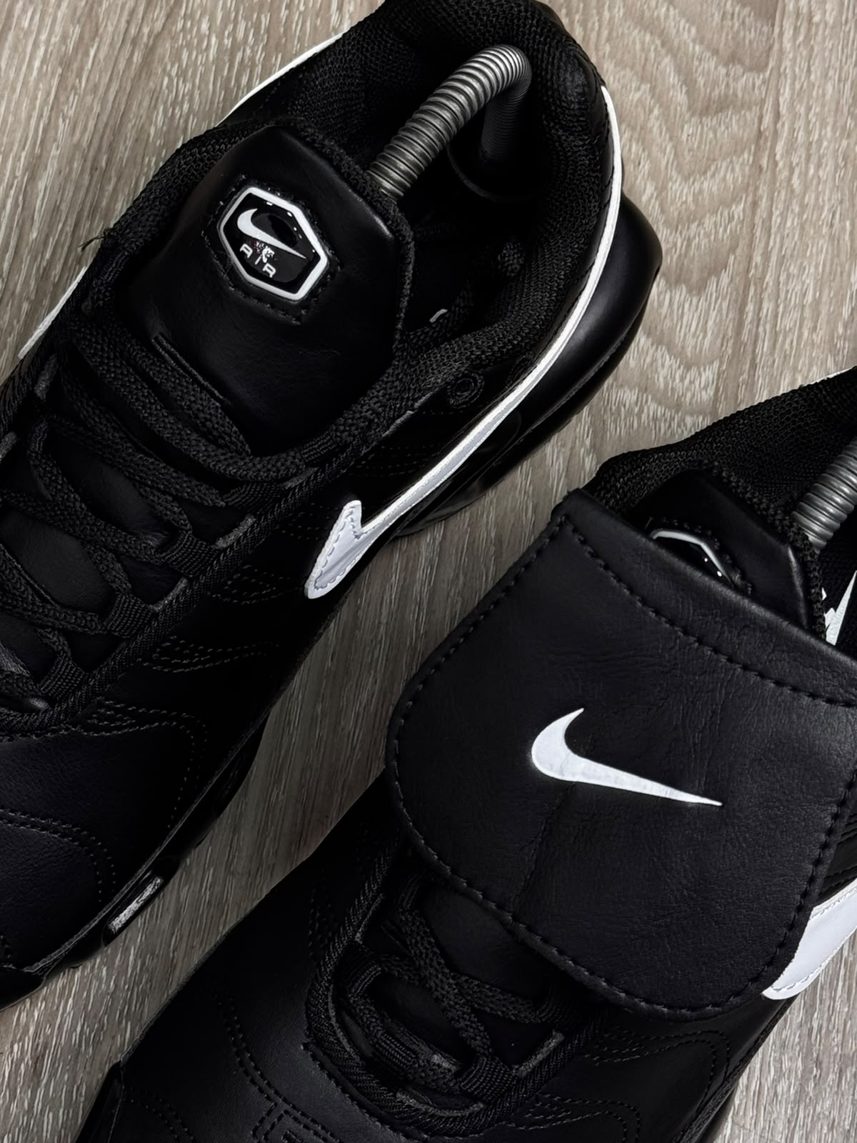TÊNIS NK AIR MAX PLUS TN TIEMPO - BLACK