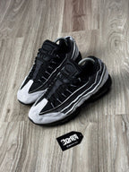 TÊNIS NK AIR MAX 95 X COMME DES GARÇONS - CINZA E PRETO