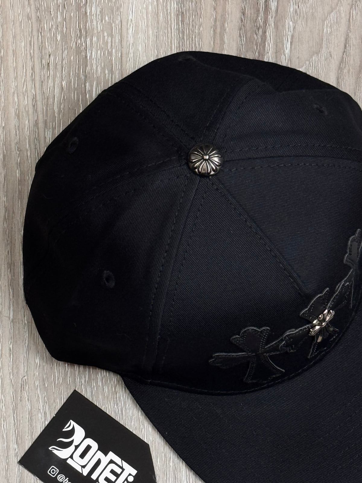 BONÉ CHROME HEARTS CEMETERY TRUCKER - PRETO