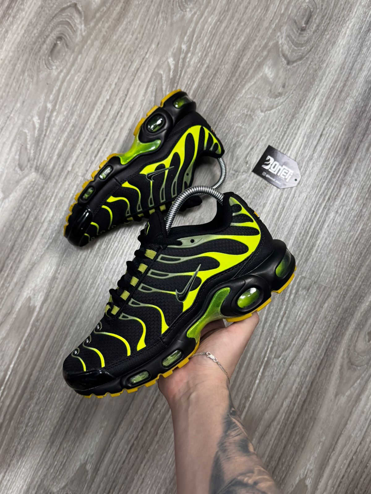 TÊNIS NK AIR MAX PLUS TN - PACIFIC MOSS
