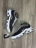 TÊNIS NK AIR MAX PLUS TN - SNAKE SKIN GREY