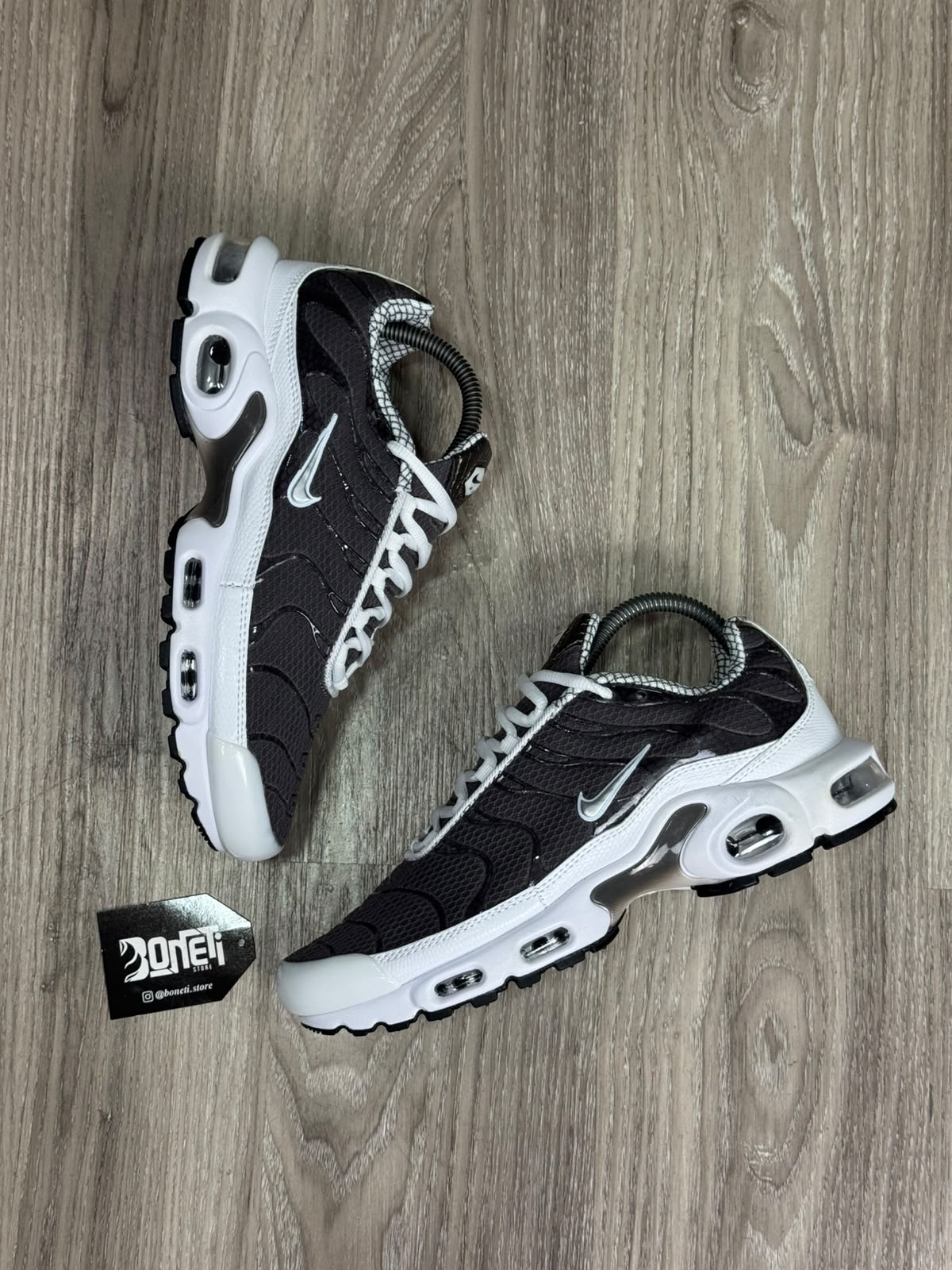 TÊNIS NK AIR MAX PLUS TN - SNAKE SKIN GREY