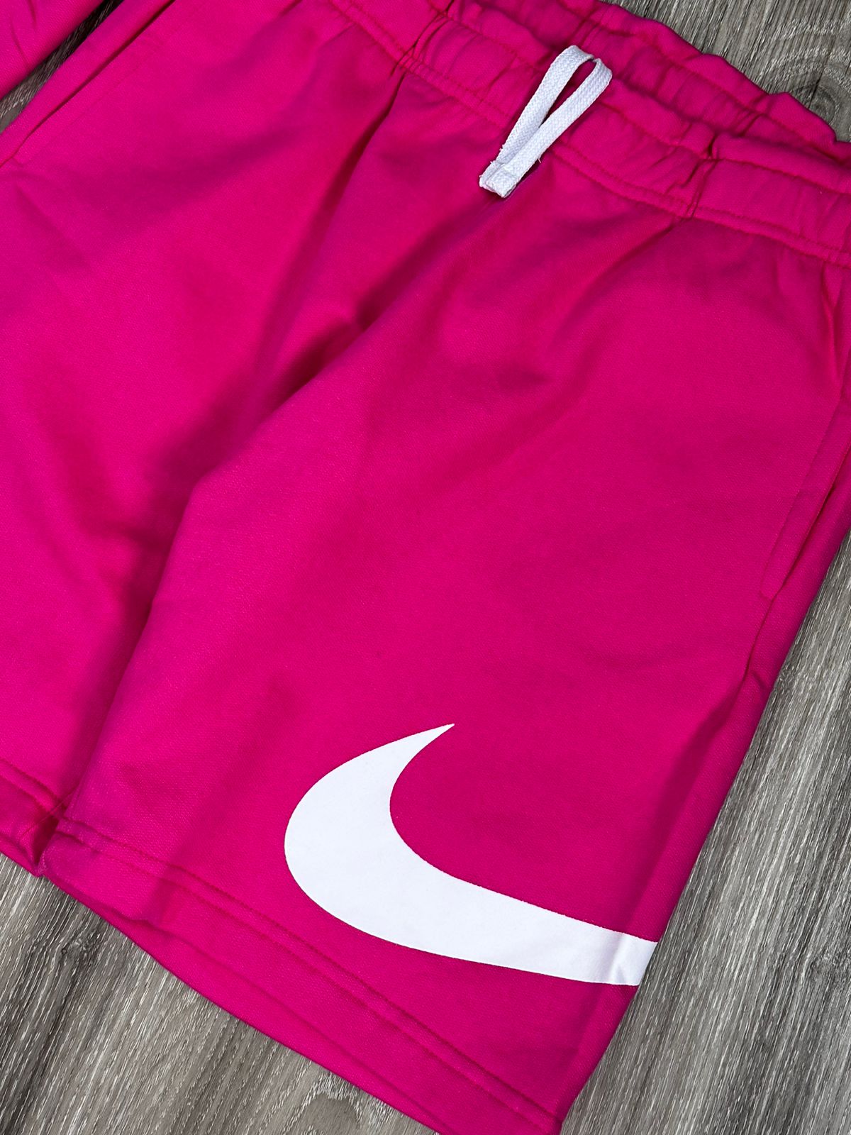 SHORTS MOLETOM NK BIG SWOOSH - ROSA