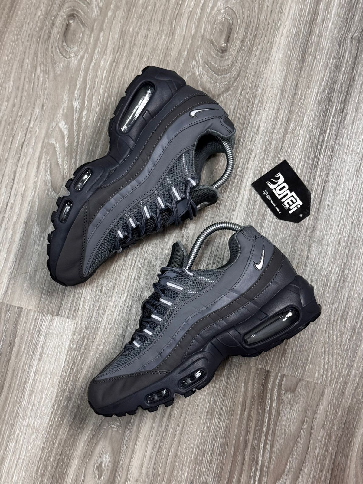 TÊNIS NK AIR MAX 95 - GREY