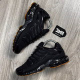 TÊNIS NK AIR MAX PLUS TN - BLACK GUM