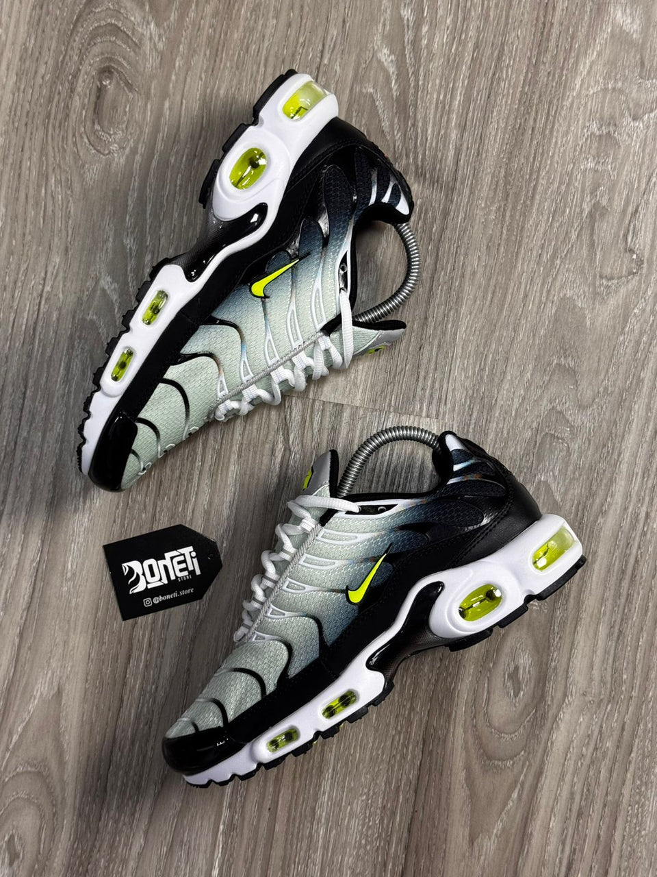 TÊNIS NK AIR MAX PLUS TN - BRIGHT CACTUS