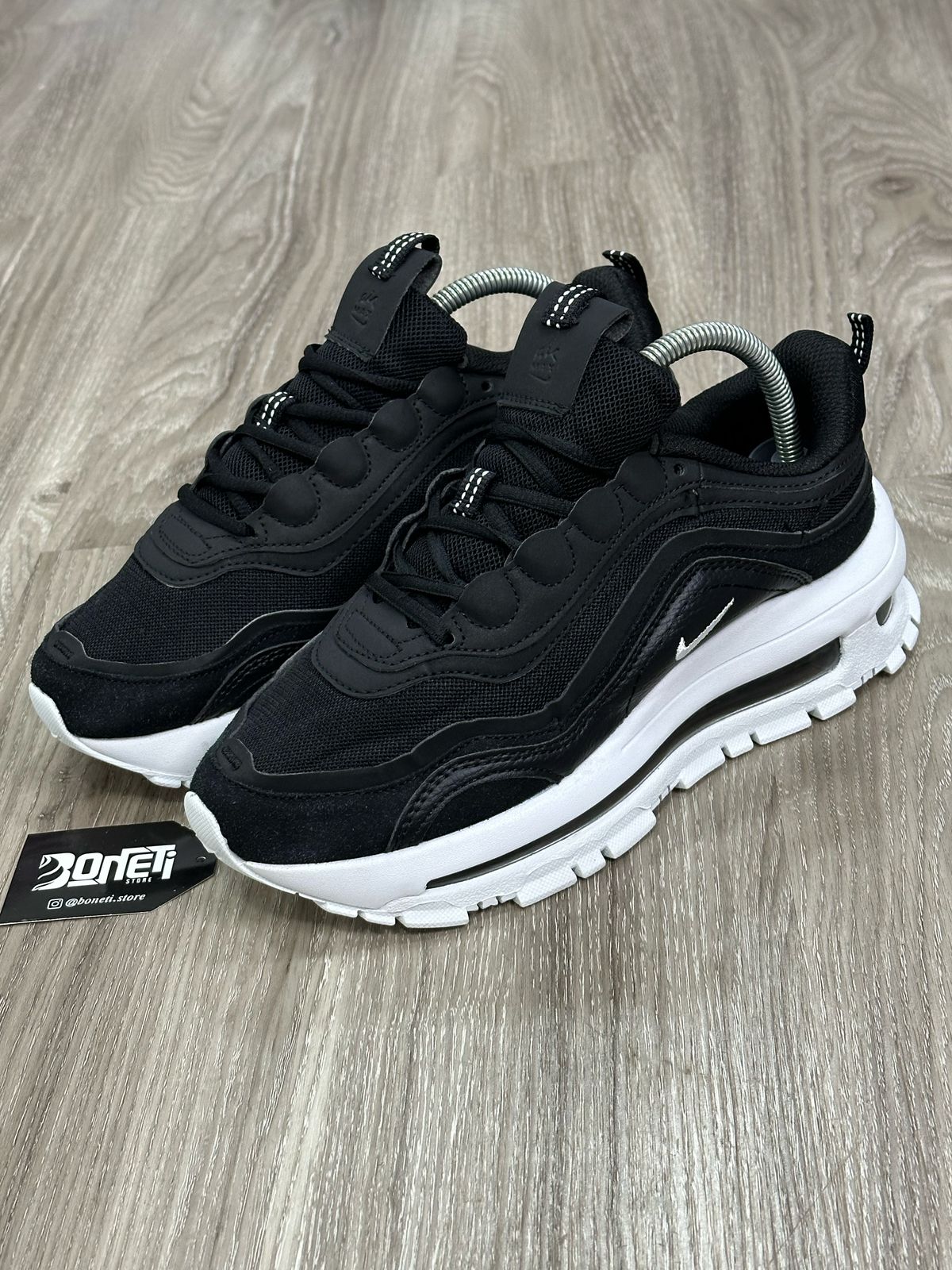 TÊNIS NK AIR MAX 97 FUTURA - PRETO E BRANCO
