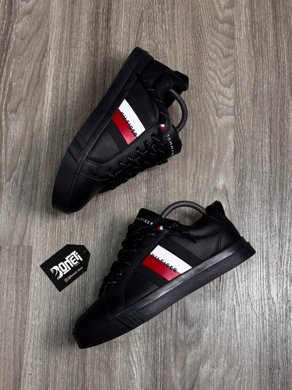 TÊNIS TOMMY DINO - ALL BLACK