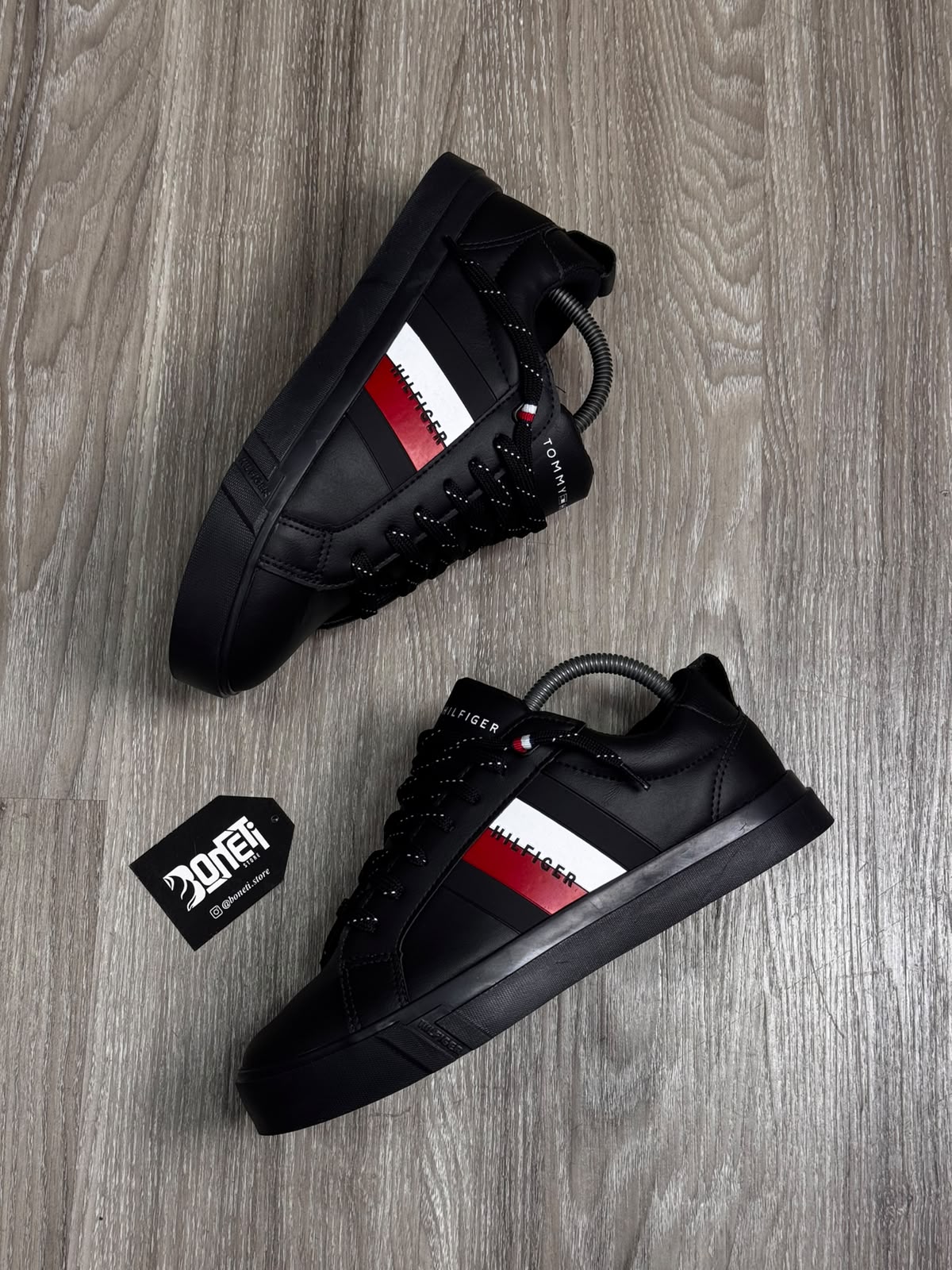 TÊNIS TOMMY DINO - ALL BLACK