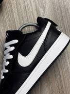 TÊNIS NK COURT BOROUGH - PRETO E BRANCO
