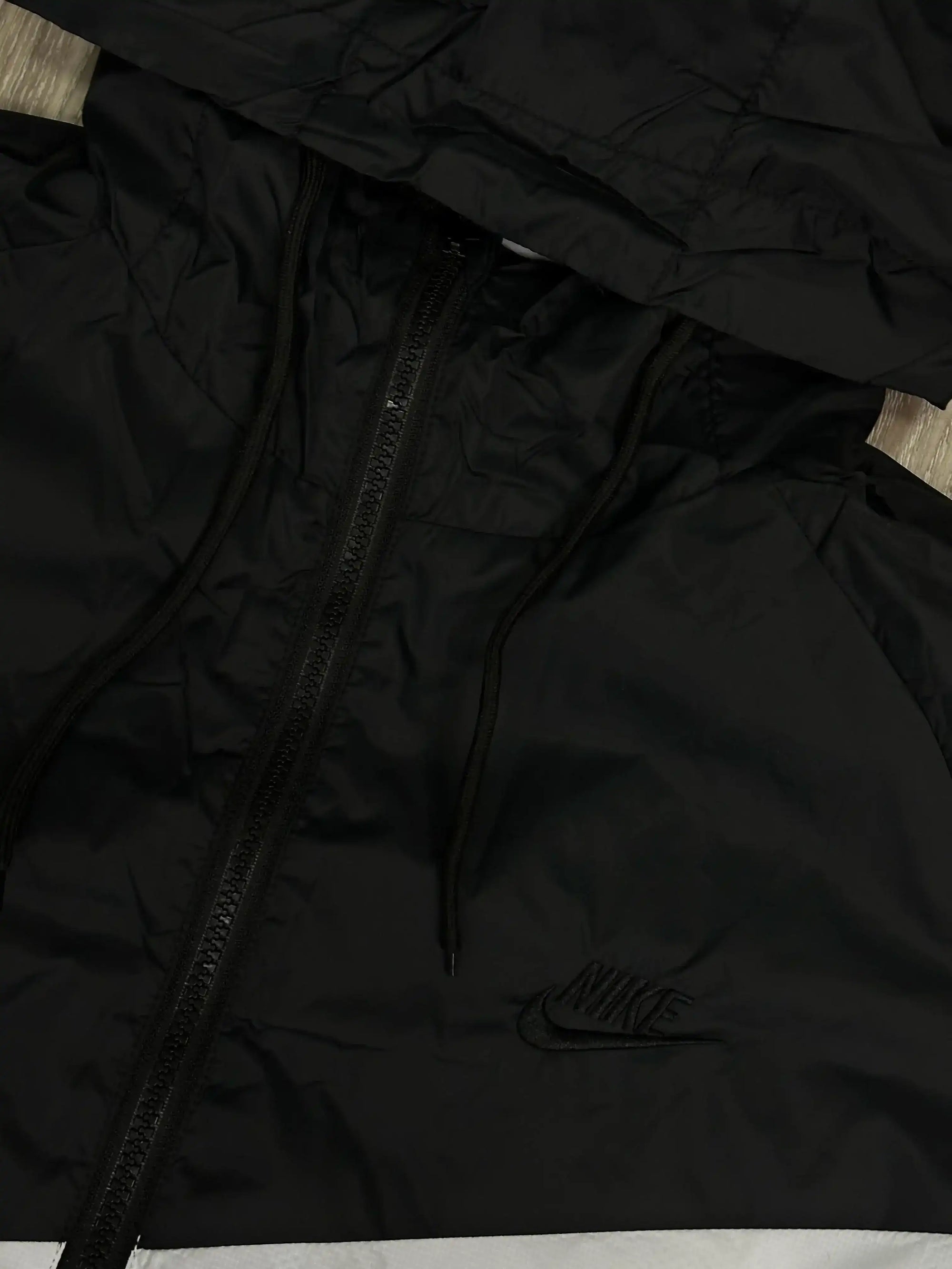 CORTA VENTO NK BIG SWOOSH - PRETO