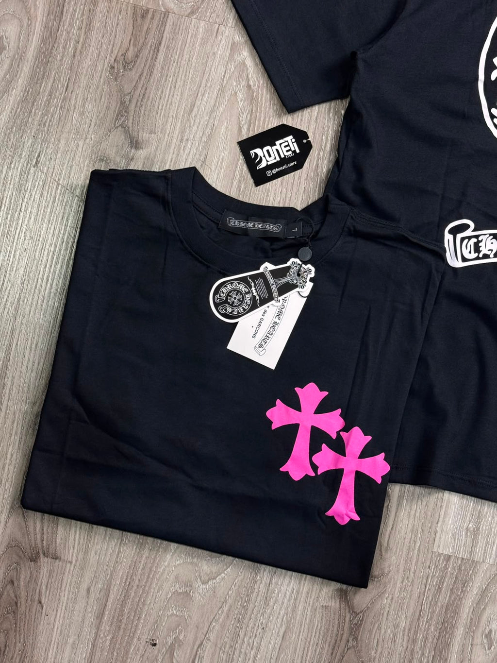 CAMISETA CHROME HEARTS PINK - PRETA