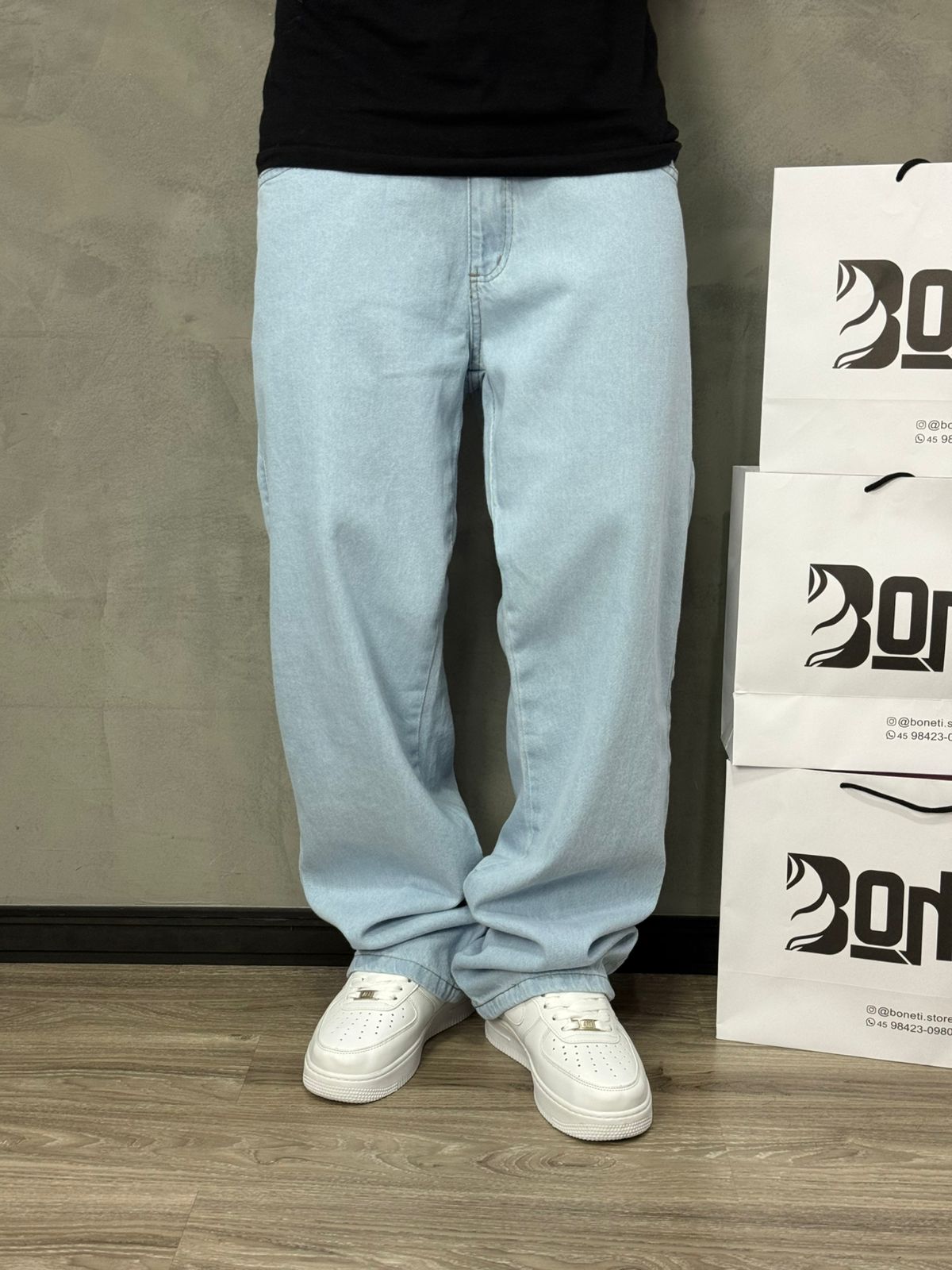 CALÇA JEANS RETA CLARA BS