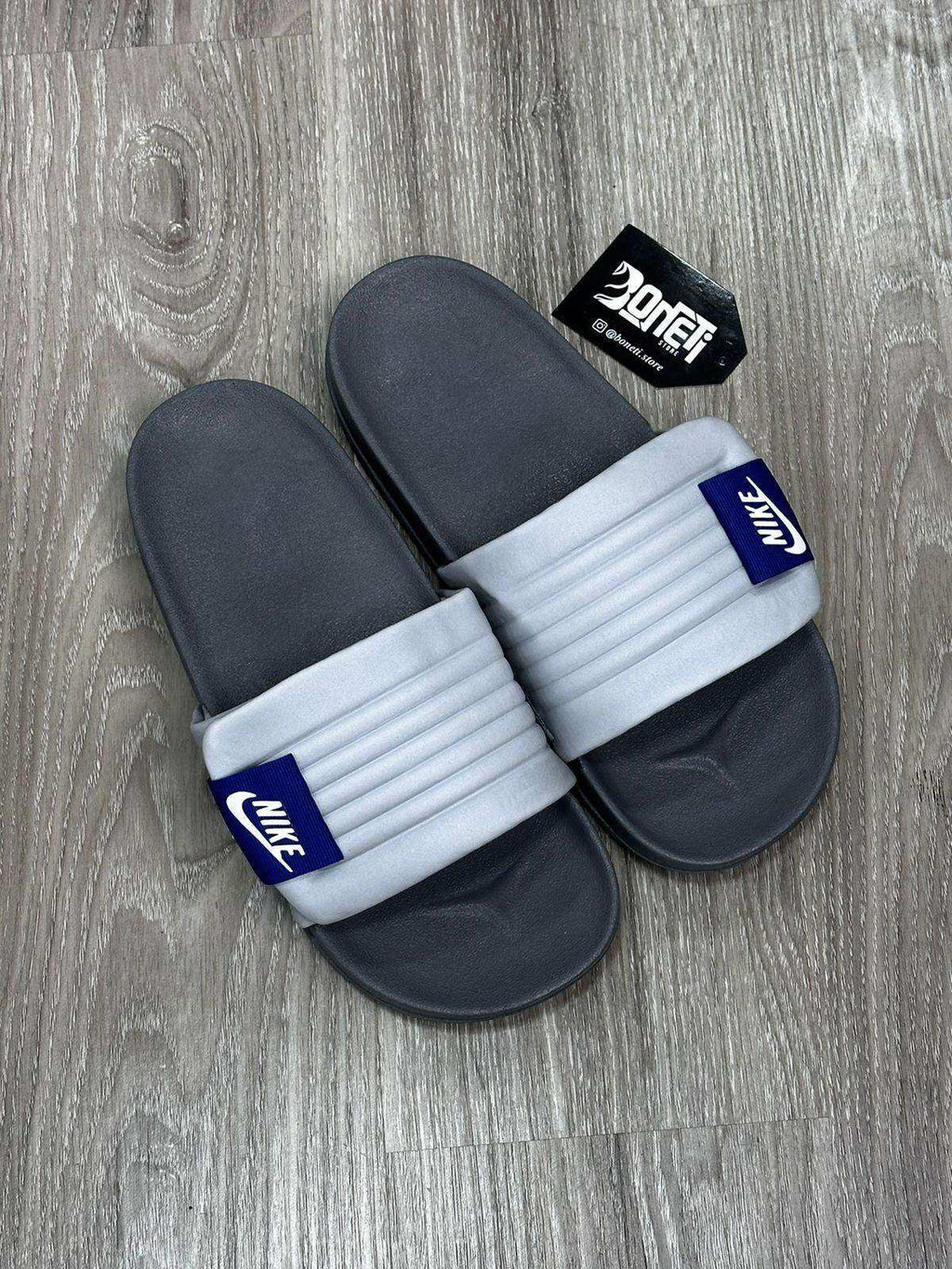 CHINELO SLIDE NK OFFCOURT - CINZA