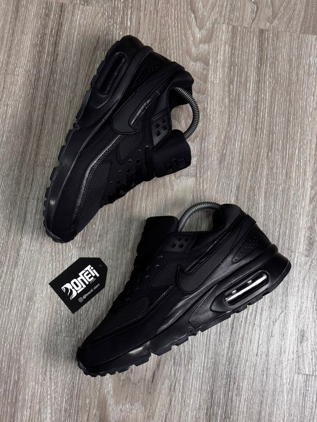 TÊNIS NK AIR MAX COMAND - PRETO