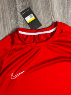 CAMISETA NK ACADEMY PRO - VERMELHA