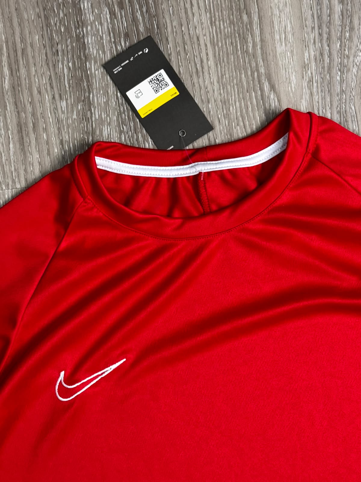 CAMISETA NK ACADEMY PRO - VERMELHA
