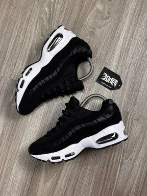 TÊNIS NK AIR MAX 95 - BLACK WHITE