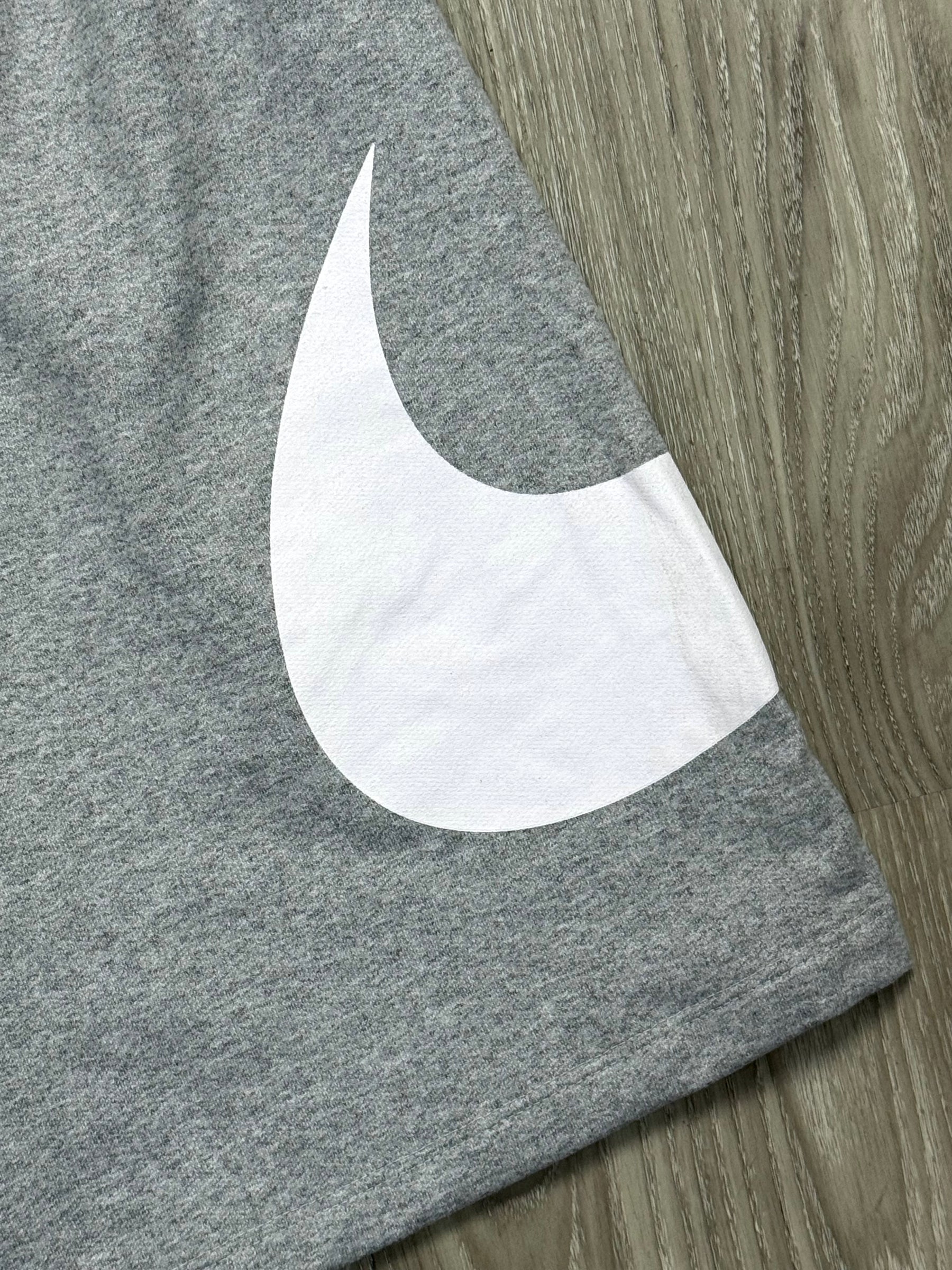 SHORTS MOLETOM NK BIG SWOOSH TM - CINZA