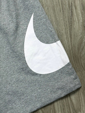 SHORTS MOLETOM NK BIG SWOOSH TM - CINZA