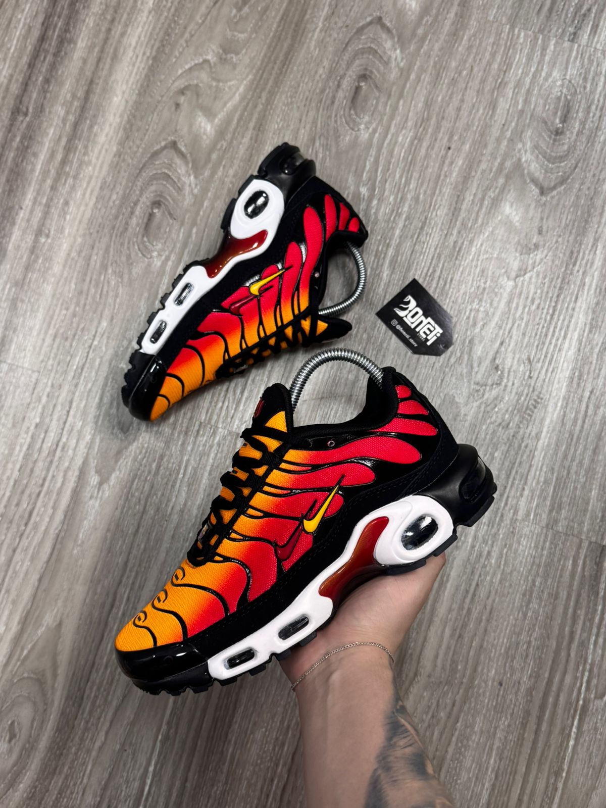 TÊNIS NK AIR MAX PLUS TN - BARÇA X PATTA
