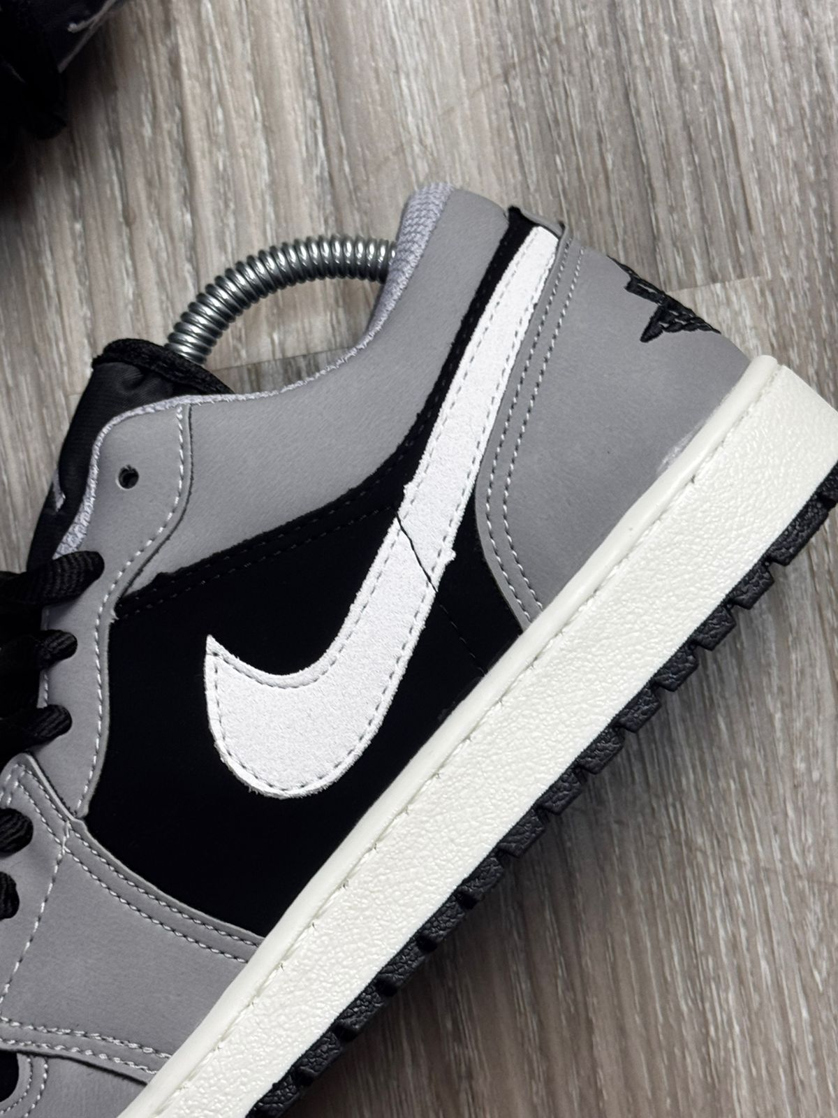 TÊNIS NK JORDAN 1 - GRAFITE BLACK