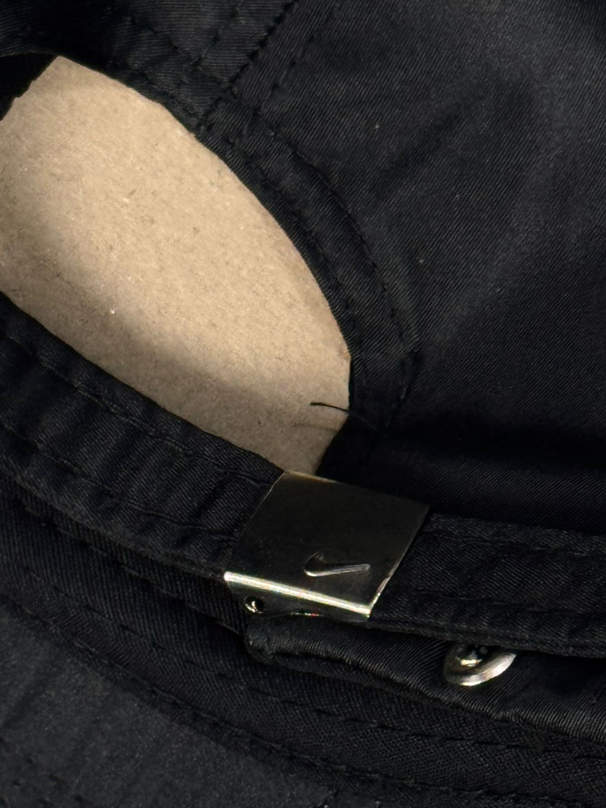 BONÉ NK SWOOSH METAL - PRETO