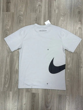 CAMISETA NK SWOOSH + JUST DO IT 25 - GREY