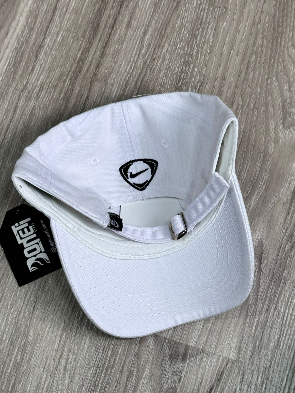 BONÉ NK TOTAL 90 - BRANCO