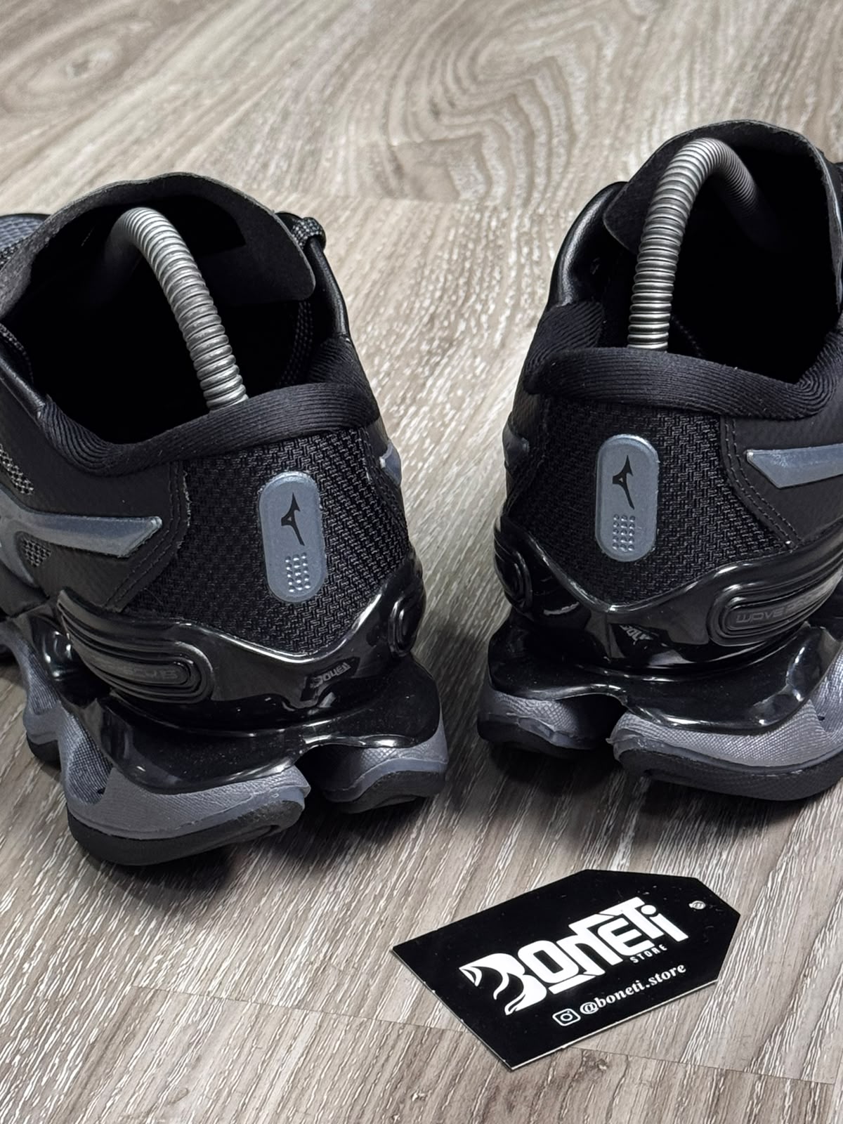 TÊNIS MZN WAVE PROPHECY 15 - PRETO E CINZA