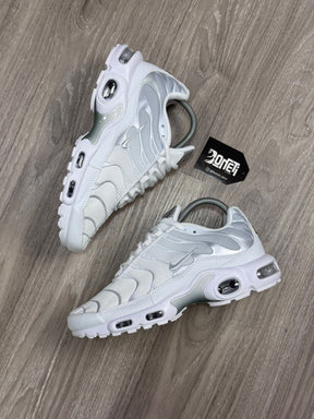 TÊNIS NK AIR MAX PLUS TN - PURE PLATINUM