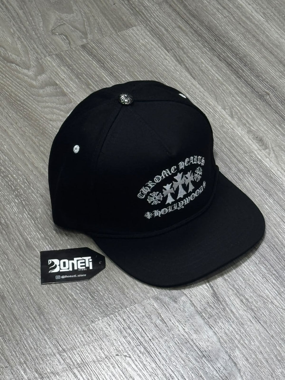 BONÉ CHROME HEARTS GAS STATION - PRETO E BRANCO