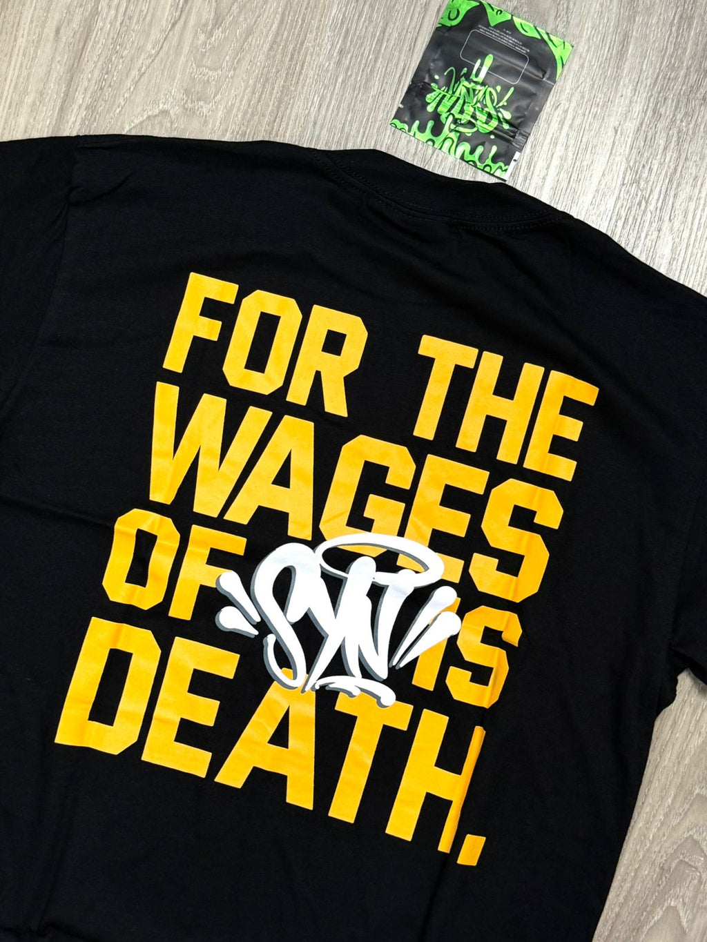 CAMISETA SYNA WORLD WAGES - PRETA