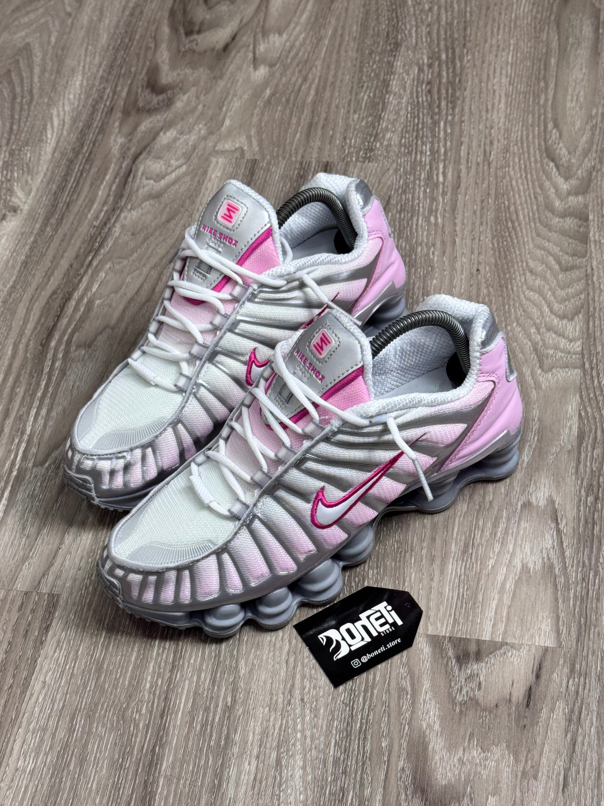 TÊNIS NK SHOX TL 12 MOLAS - METALLIC PLATINUM PINK FOAM
