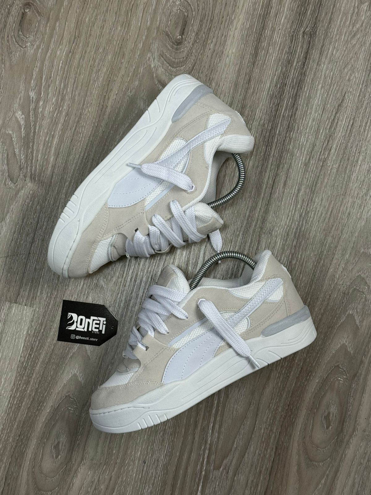 TÊNIS PM 180 - BRANCO E BEGE