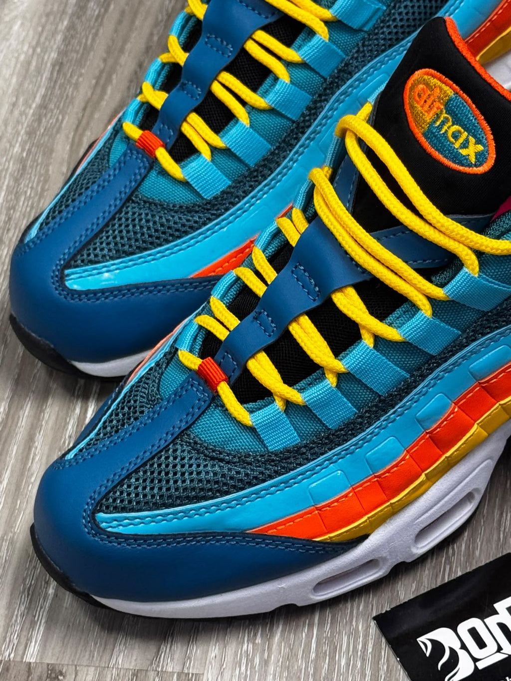 TÊNIS NK AIR MAX 95 - FLASH CRIMSON LAGOON