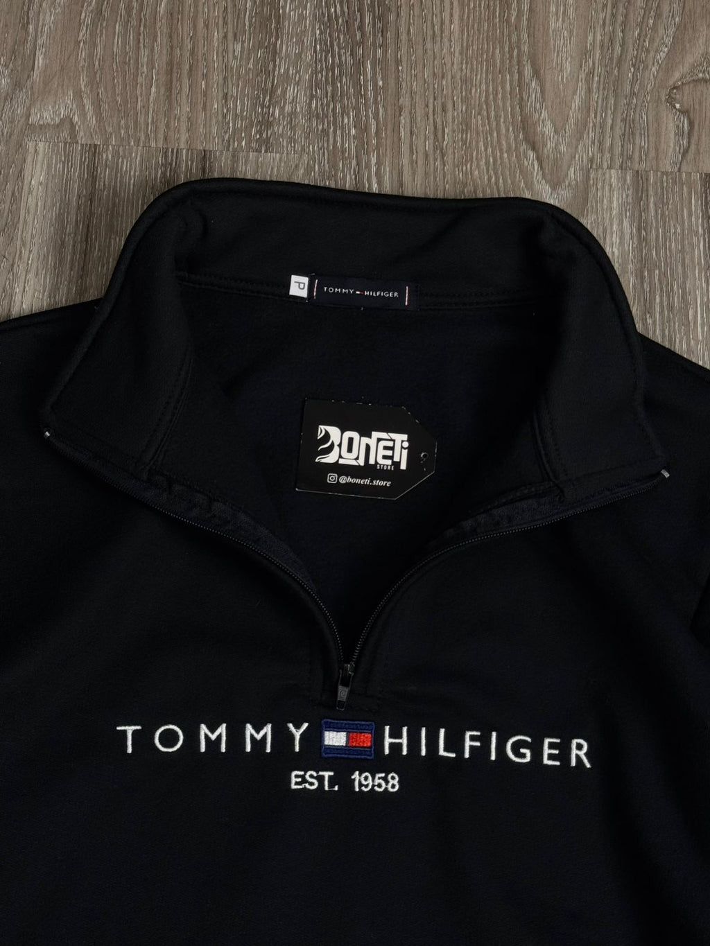 MOLETOM GOLA ALTA ZIP TOMMY - PRETO