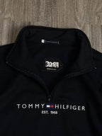 MOLETOM GOLA ALTA ZIP TOMMY - PRETO