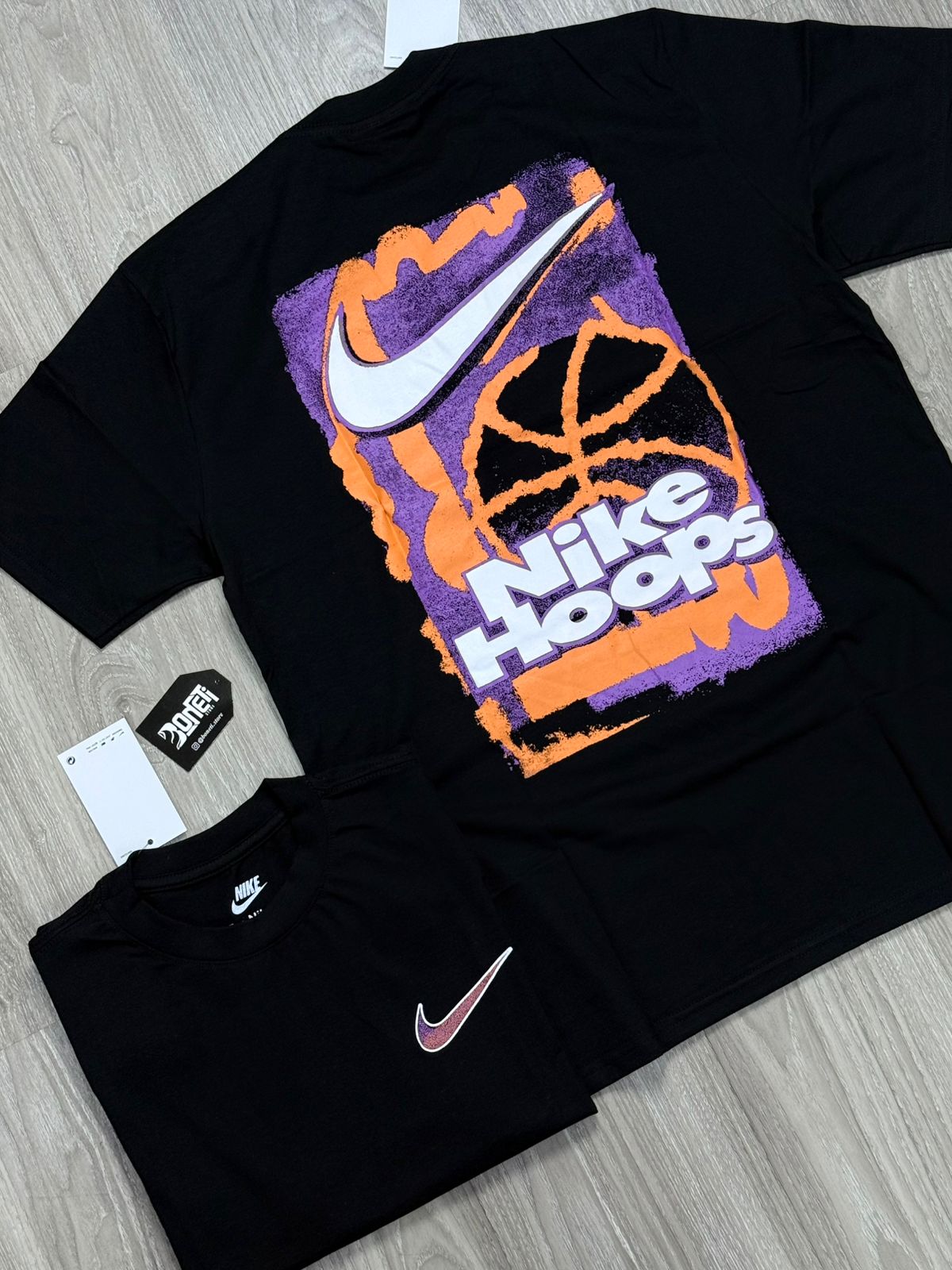 CAMISETA NK M90 BALL HOOPS - PRETA