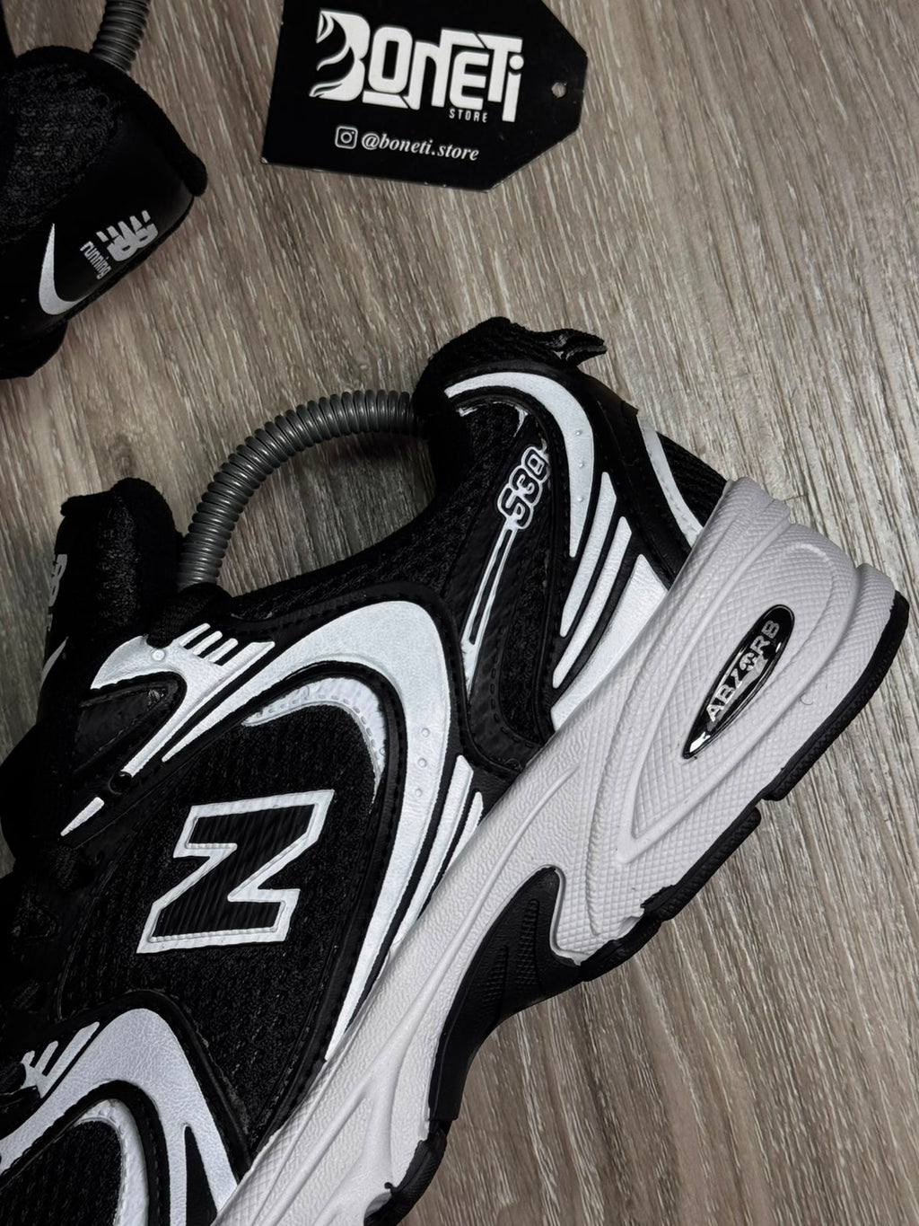 TÊNIS NB 530 - BLACK WHITE